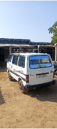 ઓમની વાન 2015