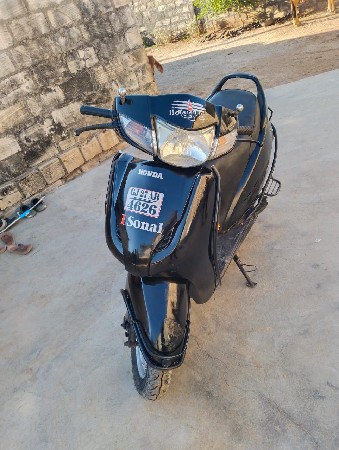 Activa વેચવાની છે