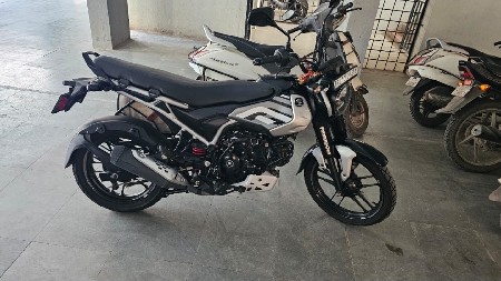 ટુ વ્હીલર વેચવાનું છે