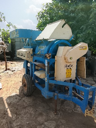 બજાજ થેસર વેચવા નું છે