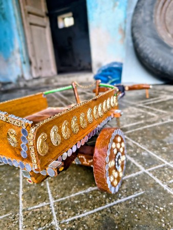 थंबनेल 2