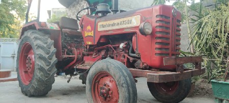 ટ્રેક્ટર વેચવાનું છે