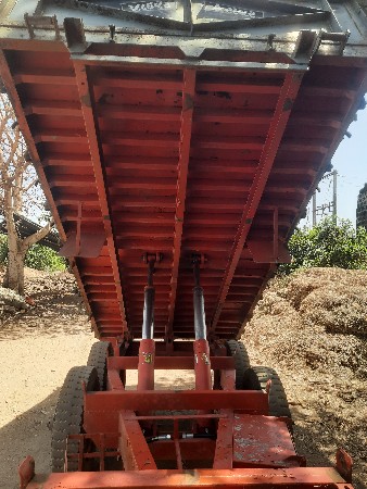 ગાડુ વેચવા નુ છે