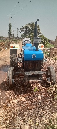 ટ્રેક્ટર વેચવાનું છે