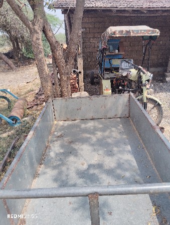 ડેલર વેશવાની છે