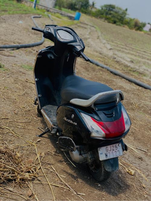 Activa વેચવા ની છે