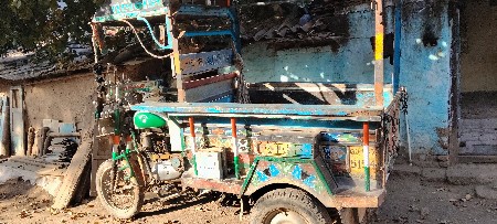 રિક્ષા વેચવાની છે