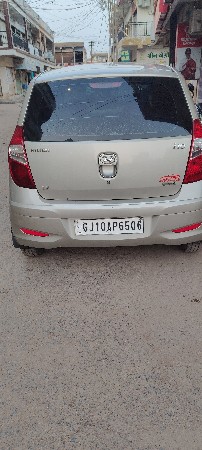 ગાડી વેચવની છે