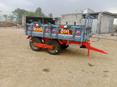 જય સીતારામ નું ફોરવીલ ટેલર વેચવાનું