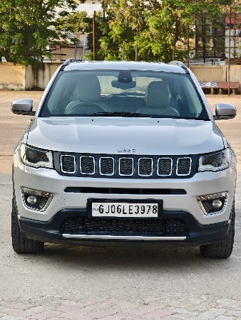 કાર વેચવા ની છે