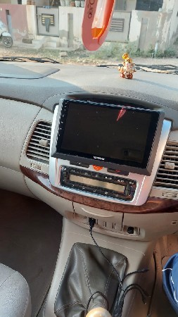 Toyota Innova veshvani che