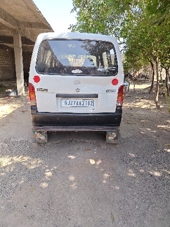 વેચવાની છે