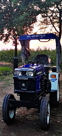 સ્ટીલટ્રેક ૧૮ HP મીની ટ્રેક્ટર દાતી