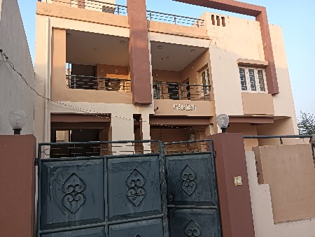 મકાન કસ માં વેચવાનું છે