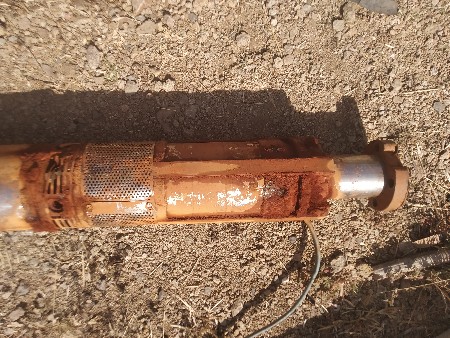 પંપ અને મોટર વેચવા ના છે