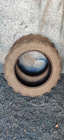 12 ના જેકે ટાયર મોટા