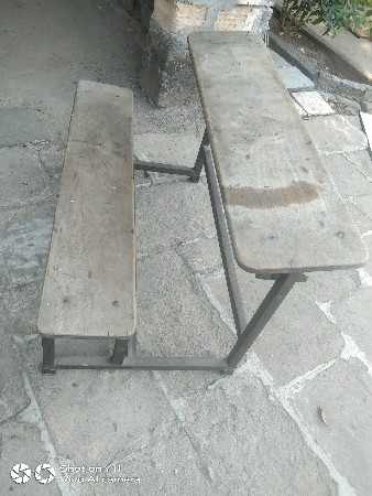 વિદ્યાર્થી માટેની બેન્ચ