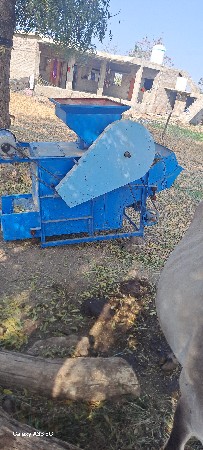 ઘઉ સાફ કરવાનુ મશીન વેસવાનુ છે