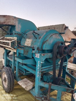 કિસાન નું થ્રેસર વેચવાનું છે