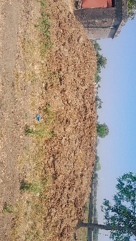 ખાતર વેચવાનું છે