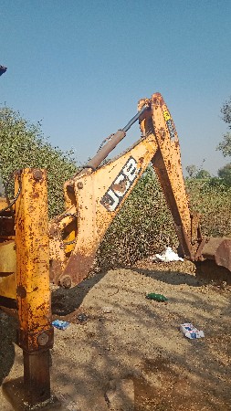 લખમણ. બંધીયા