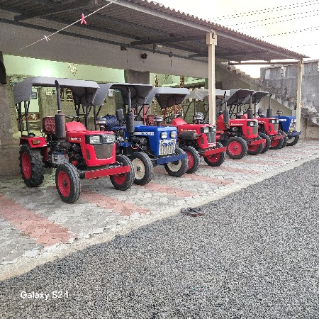 યુવરાજ 215
mo.8160789313