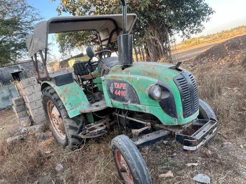 4410 ટ્રેક્ટર