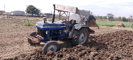 ટ્રેકટર