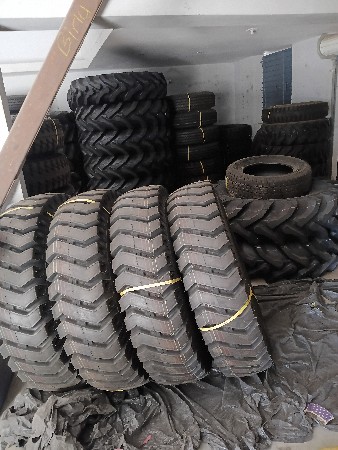 Birla કંપની ના ટ્રકના ટાયર