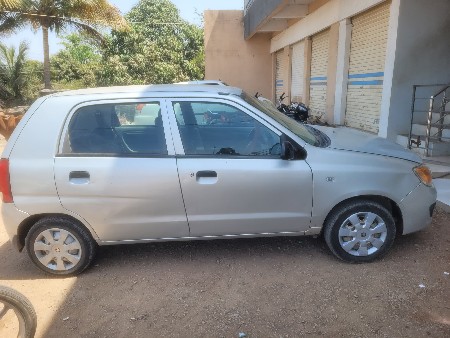 વેચવાની છે