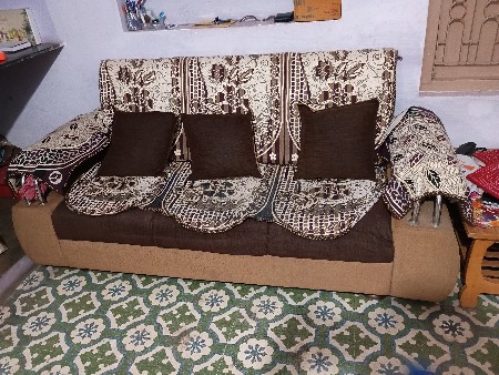 સોફા સેટ, કબાટ