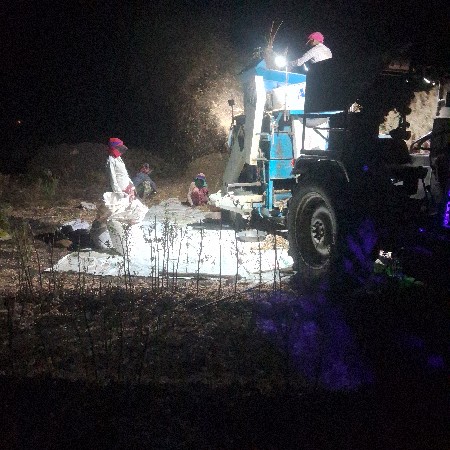 થ્રેસર  વેચવાનુ છે.