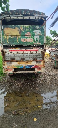 બોલેરો વેચવાનો છે