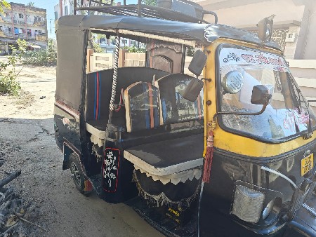 મહિન્દ્રા આલ્ફા રિક્ષા