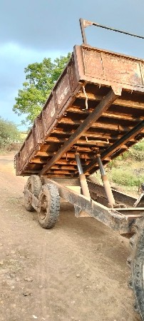 કિશાન ટેલર છે
સોરસ પાટલો છે