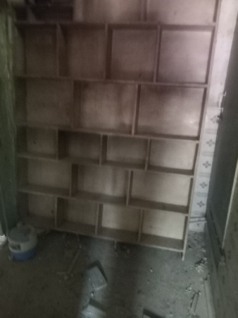 દુકાન માટે ફનીચર દેવા નુ છે