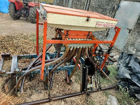 ખેડૂત ની ઓરણી વેચવાની છે.