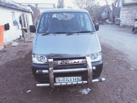 ઇકો કાર  ગ્રે  કલર