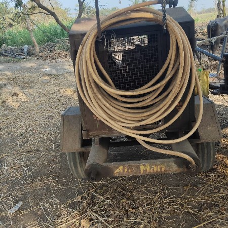 વેચવાની છે