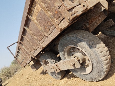 આ ટોલી વેચવાનું છે