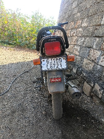 આ‌  ગાડી વેચવા ની છે