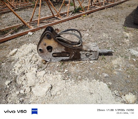 બ્રેકર barekar