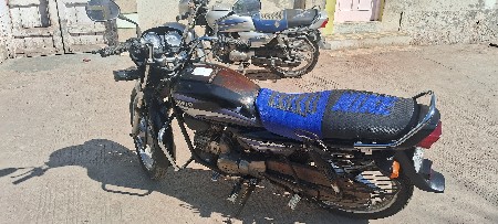 ટુ વ્હીલર વેચવાની છે