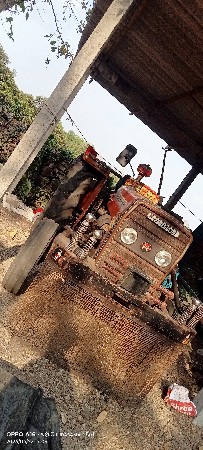 ટ્રેક્ટર વેચવાનું છે