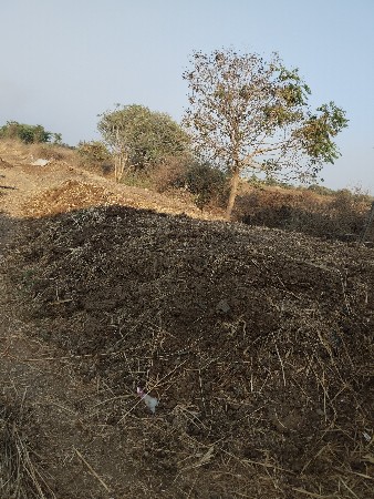 ખાતર વેચવાનું છે