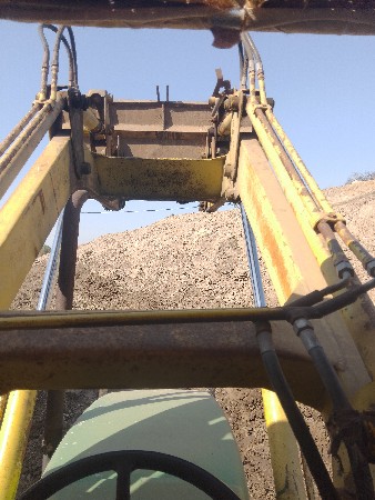 લોડર ટેકટર