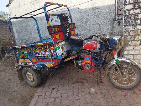 ગાડી વેચવાની છે