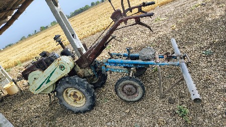 શિંગડા વાળુ ટ્રેક્ટર વેચવાનું સે