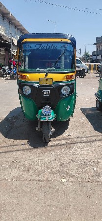 ગાડી વેચવાની છે