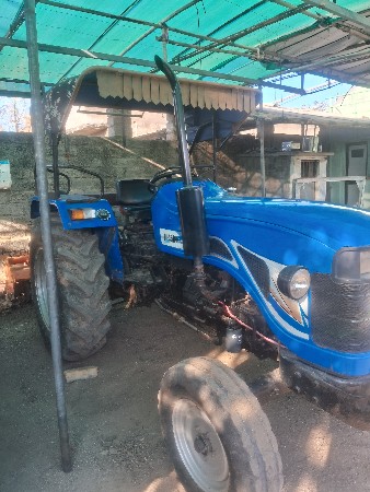 ટ્રેક્ટર વેચાવ છે.